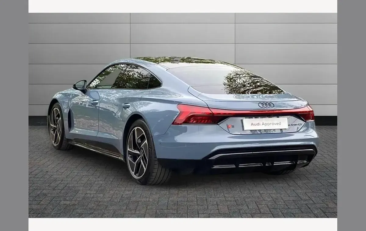 Used Audi e-tron GT quattro Comfort 435 kW (592 HP) 2026 Grey Sedan