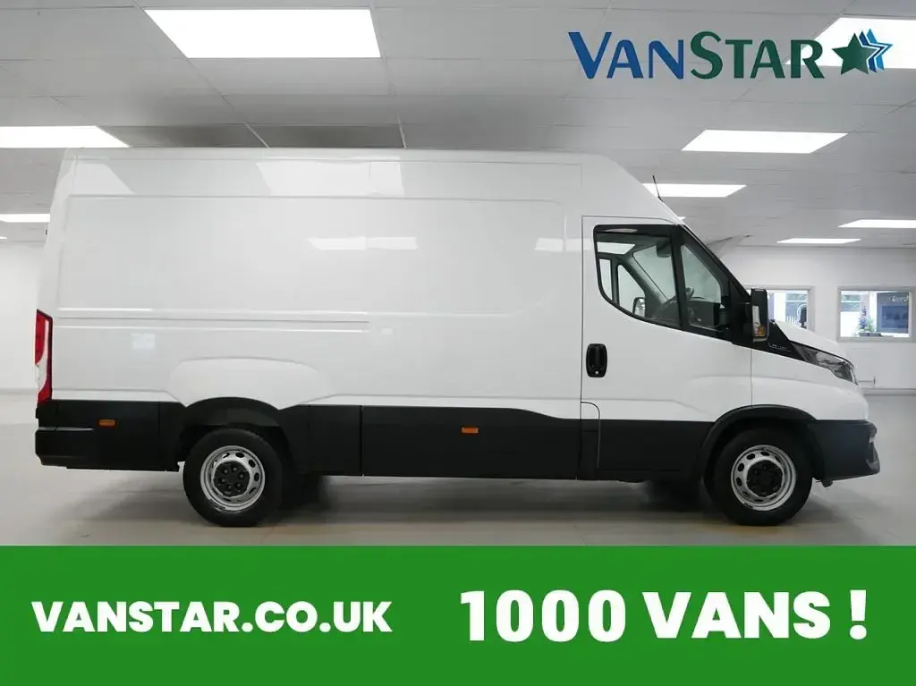 Used Iveco Daily 136 HP (100 kW) 2025 White