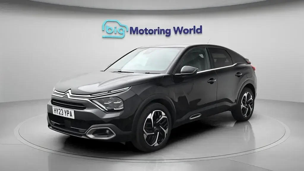 Usado Citroën C4 PureTech 130 HP (95 kW) 2023 Preto SUV