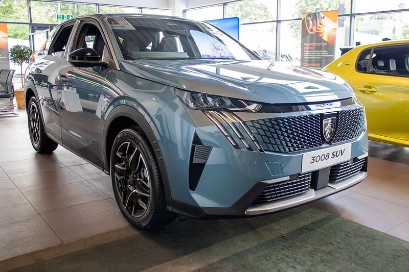 Ingaro blue New 2025 Peugeot 3008 Allure | £31,618 (Fair price) - Image 1/4
