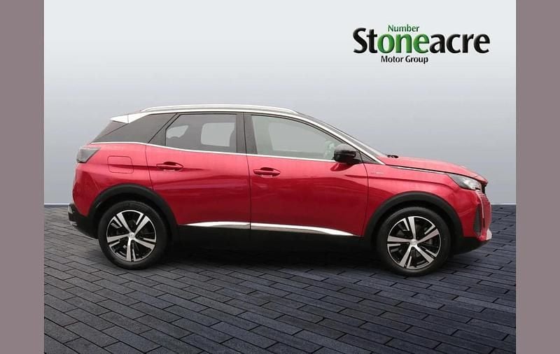 Used Peugeot 3008 GT-line 296 HP (217 kW) 2022 Red SUV