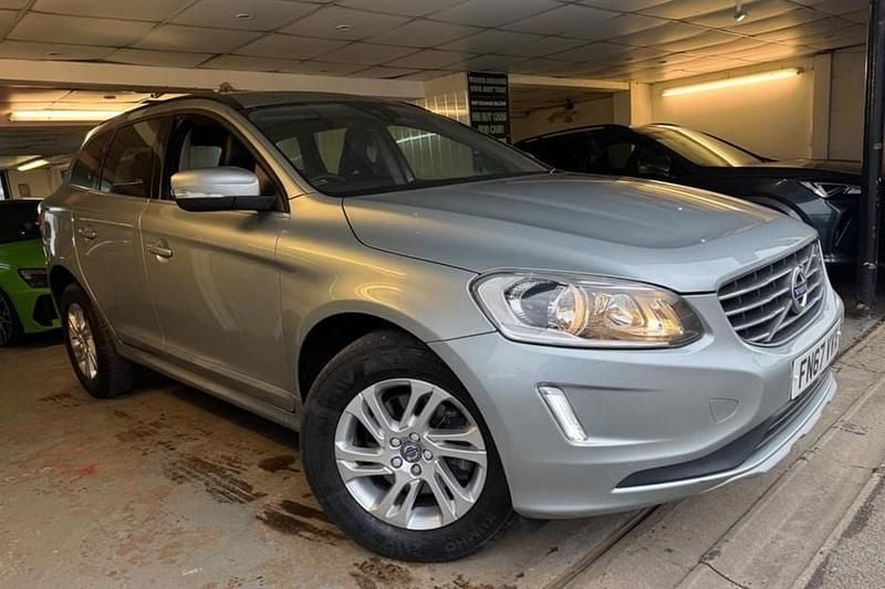 Used Volvo XC60 SE 190 HP (139 kW) 2017 Silver SUV