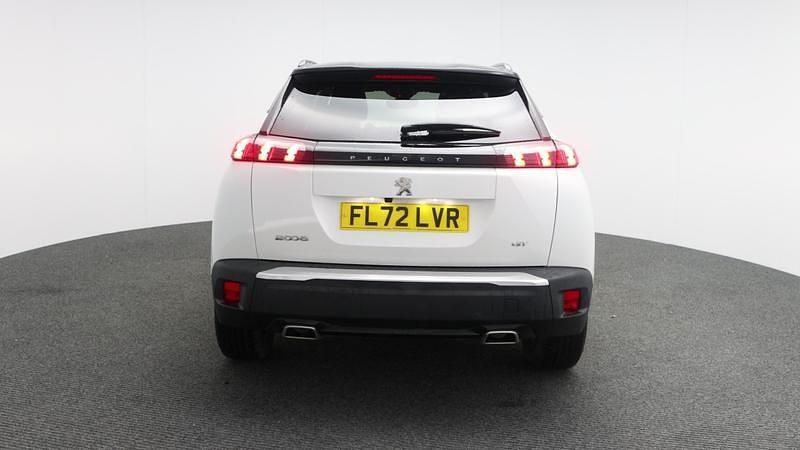 Used Peugeot 2008 GTi 129 HP (94 kW) 2022 White SUV