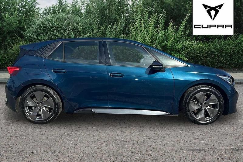 Used Cupra Born 150 kW (204 HP) 2022 Aurora blue Hatchback