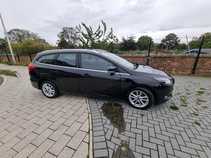 Black Used 2016 Ford Focus Zetec Estate | £3,750 (Good price) - Image 1/4