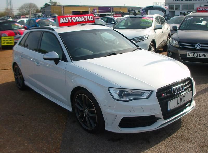 Used Audi S3 Sportback 300 HP (220 kW) 2015 White Hatchback