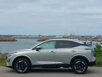 Used Nissan Qashqai N-Connecta 140 HP (102 kW) 2024 Silver SUV