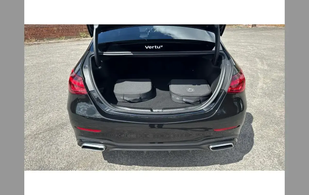 Used Mercedes C300 Urban 308 HP (226 kW) 2025 Black Sedan