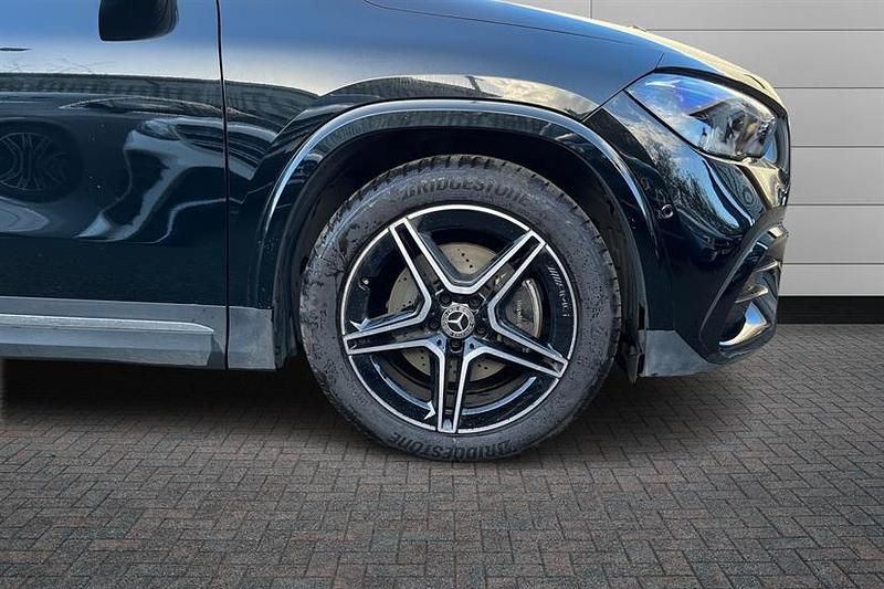 Used Mercedes GLA220 Executive 190 HP (139 kW) 2025 Cosmos black SUV