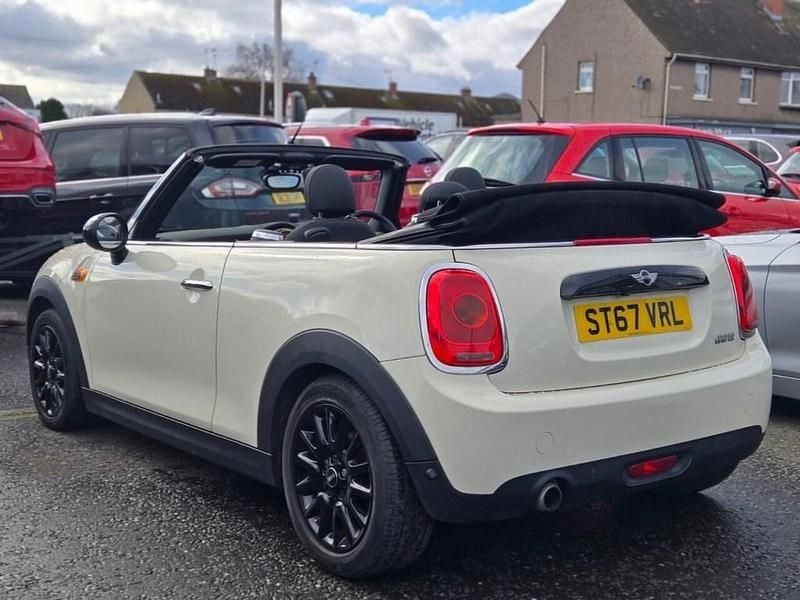 Used Mini Cooper Cabriolet 136 HP (100 kW) 2017 White Cabriolet