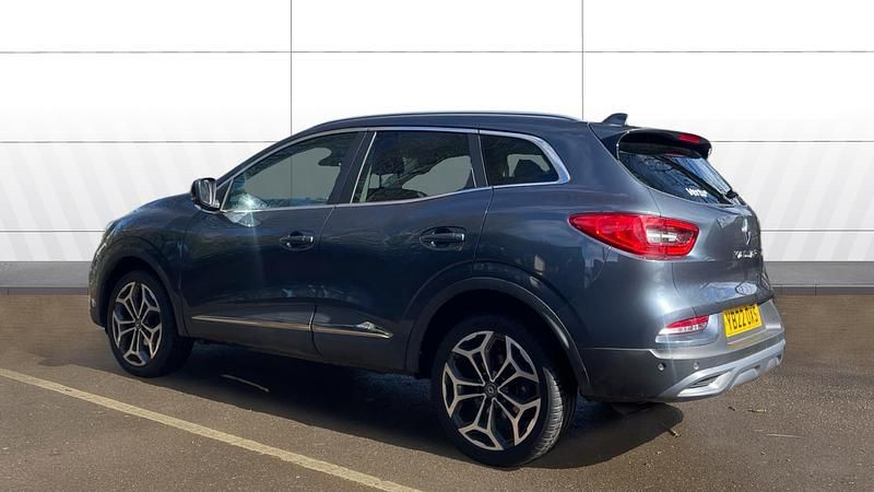 Usado Renault Kadjar Techno 140 CV (102 kW) 2022 Gris SUV
