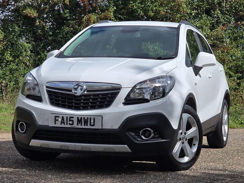 Used Vauxhall Mokka S 130 HP (95 kW) 2015 White SUV