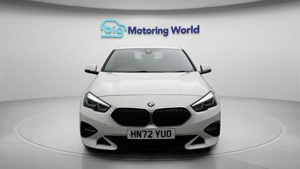 Used BMW 218 Sport Line 136 HP (100 kW) 2022 White Coupe