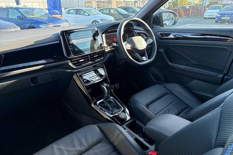 Used VW T-Roc Black Edition 300 HP (220 kW) 2025 Lapiz blue SUV