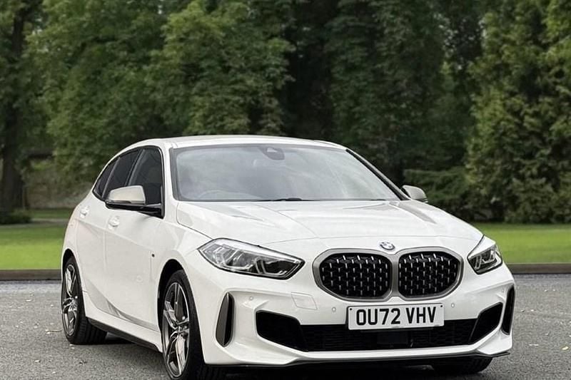 Used BMW M135 Comfort Edition 306 HP (225 kW) 2022 White Hatchback