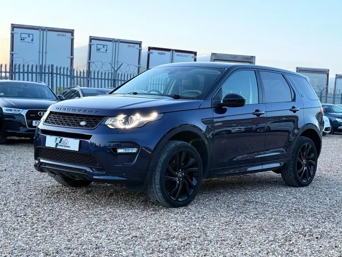 Used Land Rover Discovery Sport HSE Dynamic 180 HP (132 kW) 2017 Blue SUV