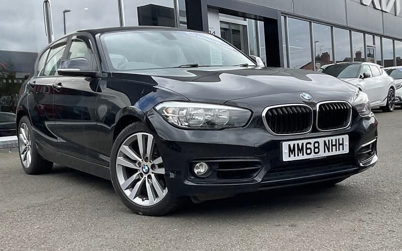 Usado BMW 118 Sport Line 136 CV (100 kW) 2019 Utilitario