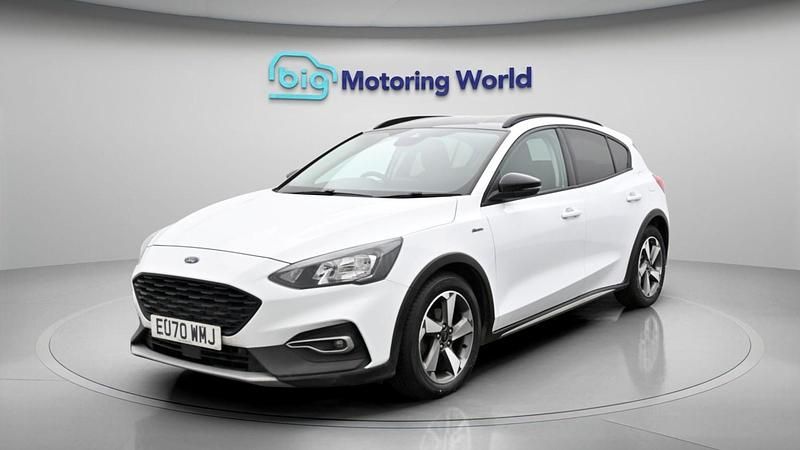 Used Ford Focus Active 125 HP (91 kW) 2020 White Hatchback