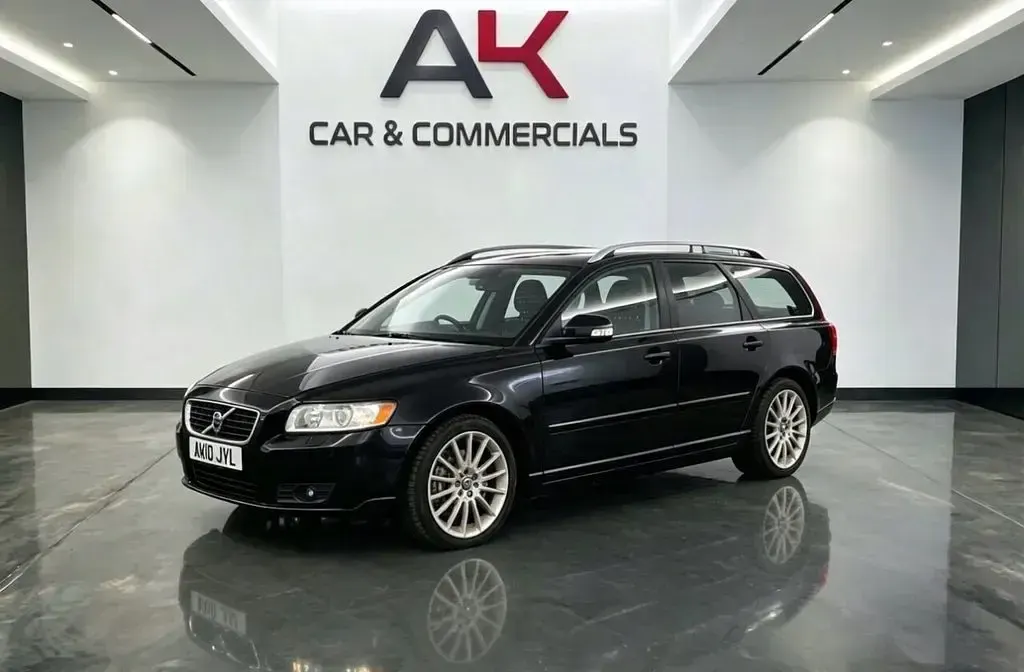 Used Volvo V50 SE Lux 109 HP (80 kW) 2010 Black Estate