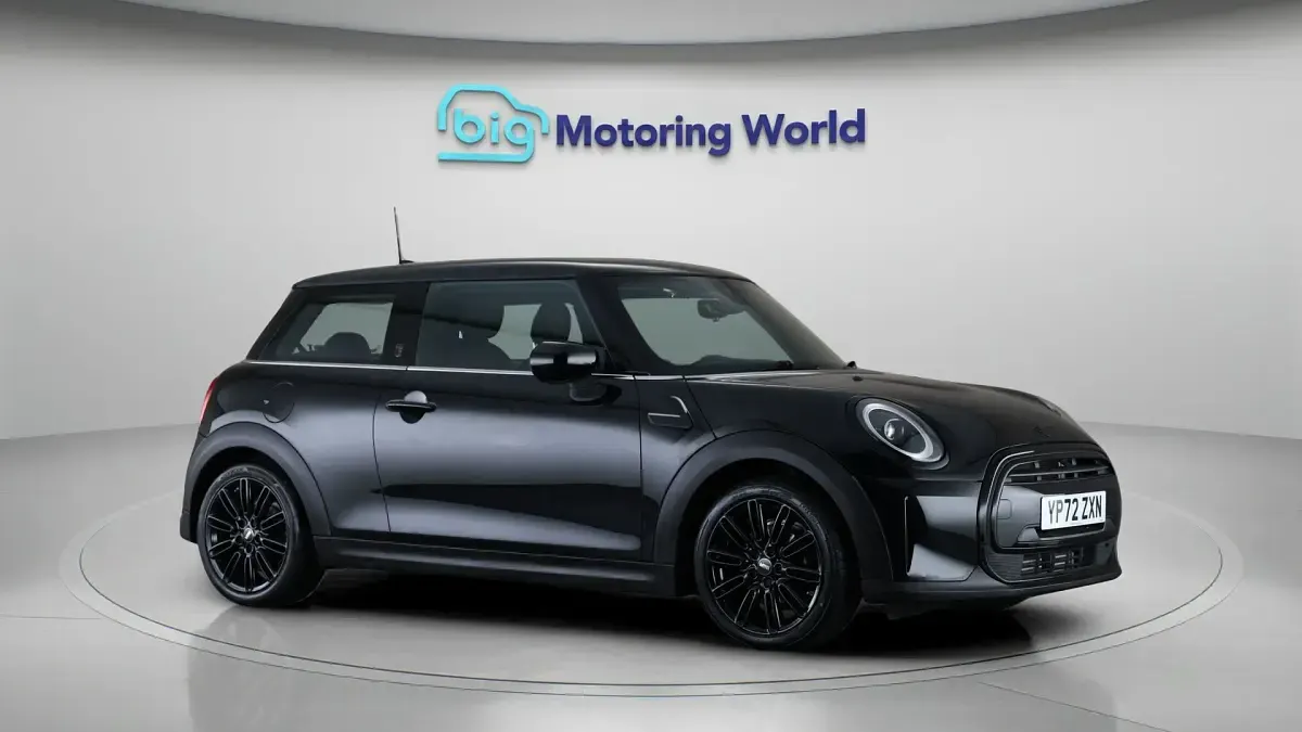 Used Mini Cooper Exclusive 136 HP (100 kW) 2022 Hatchback