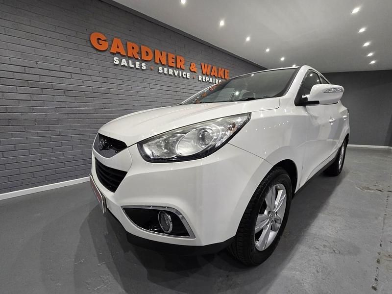 Used Hyundai ix35 Style 135 HP (99 kW) 2012 White SUV
