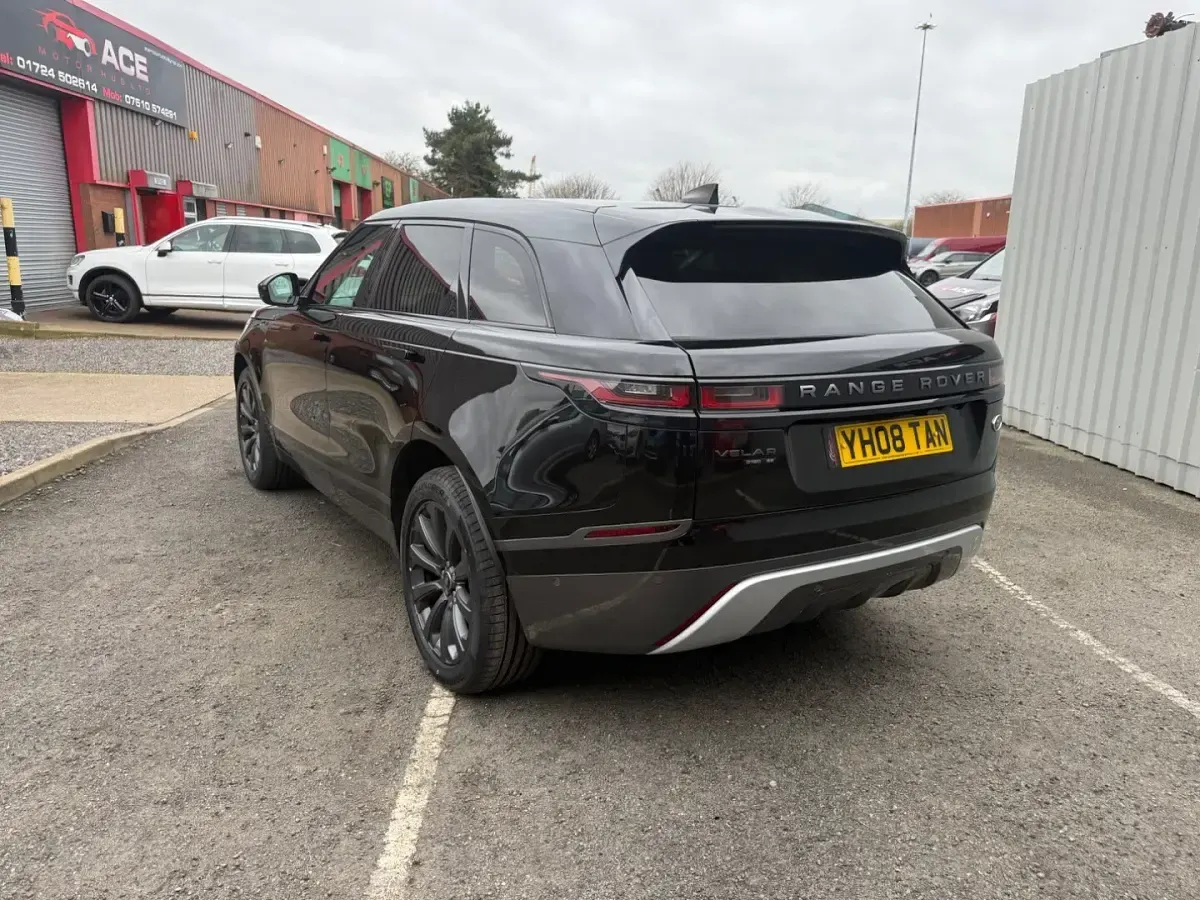 Used Land Rover Range Rover Velar SE Dynamic 2018 Black SUV