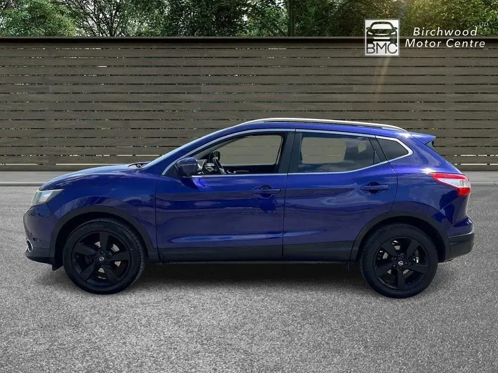 Used Nissan Qashqai N-TEC 115 HP (84 kW) 2015 Blue SUV