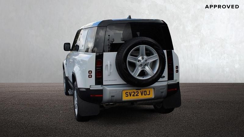 Used Land Rover Defender SE 2022 White Estate