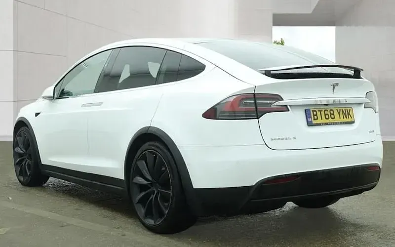 Used Tesla Model X 448 kW (610 HP) 2018 White SUV