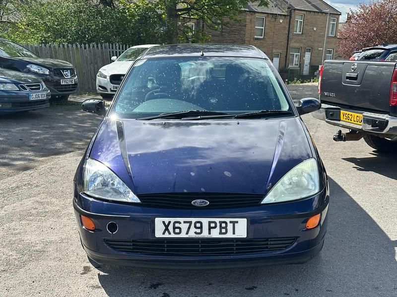 Used Ford Focus 2000 Blue Estate