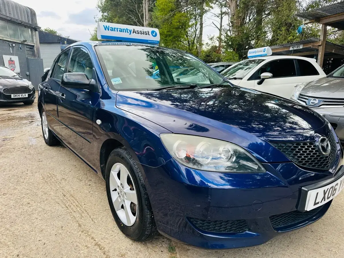 Used Mazda 3 103 HP (75 kW) 2006 Blue Hatchback