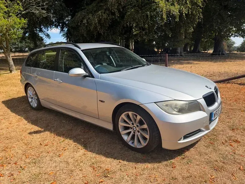 Used BMW 320 M Sport 174 HP (127 kW) 2008 Silver Estate