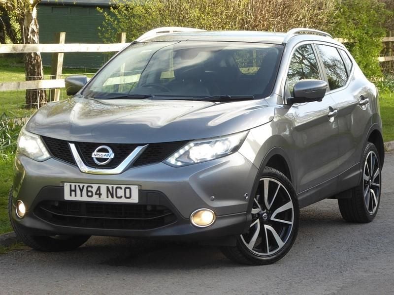 Used Nissan Qashqai Tekna 110 HP (80 kW) 2014 Grey SUV