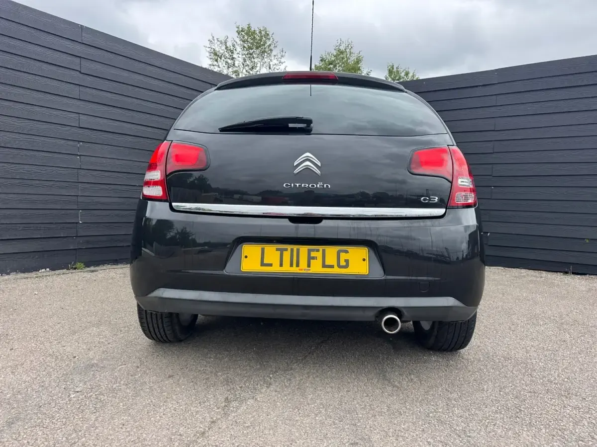 Usado Citroën C3 Exclusive 2011 Preto Citadino