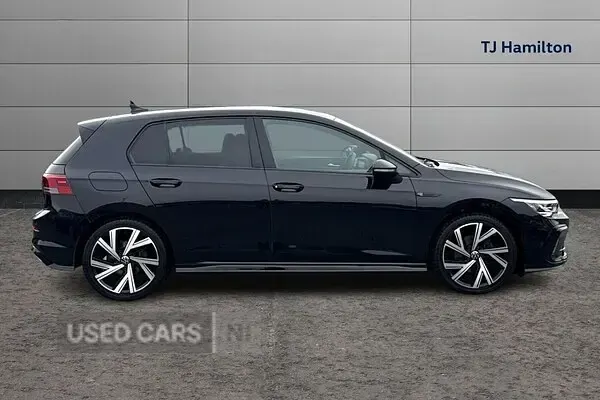 Used VW Golf VII R-line 150 HP (110 kW) 2021 Black Hatchback