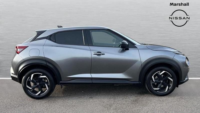 Used Nissan Juke N-Connecta 114 HP (83 kW) 2024 Grey SUV