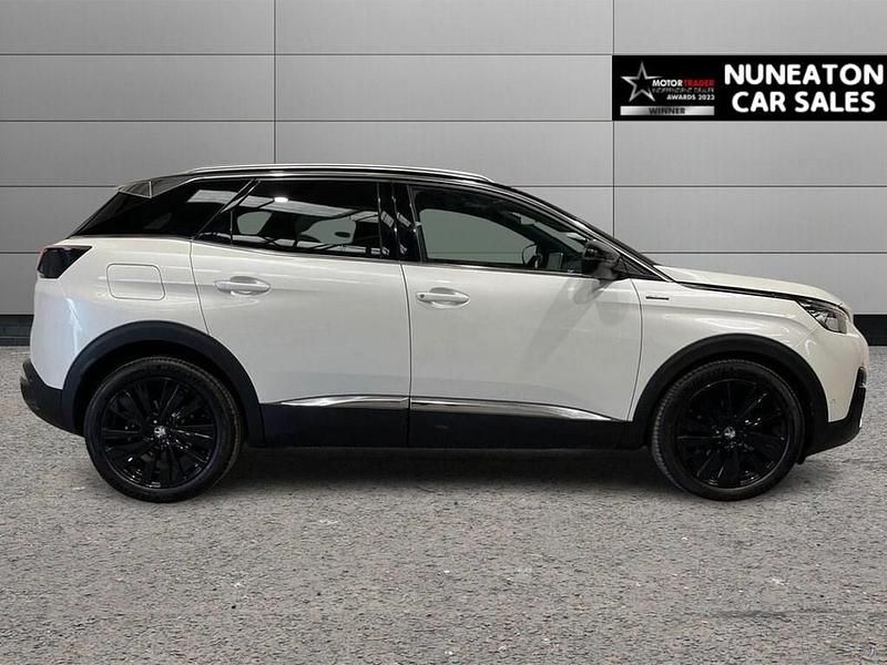 Used Peugeot 3008 Premium 130 HP (95 kW) 2019 White SUV