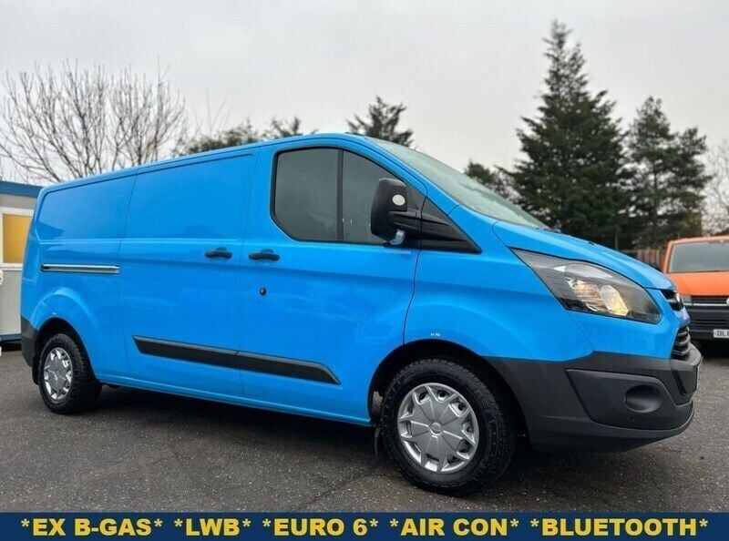 Blue Used 2017 Ford Transit Custom | £8,500 (Fair price) - Image 1/4