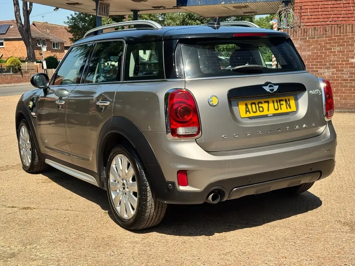 Used Mini Cooper S 224 HP (164 kW) 2017 Silver Hatchback