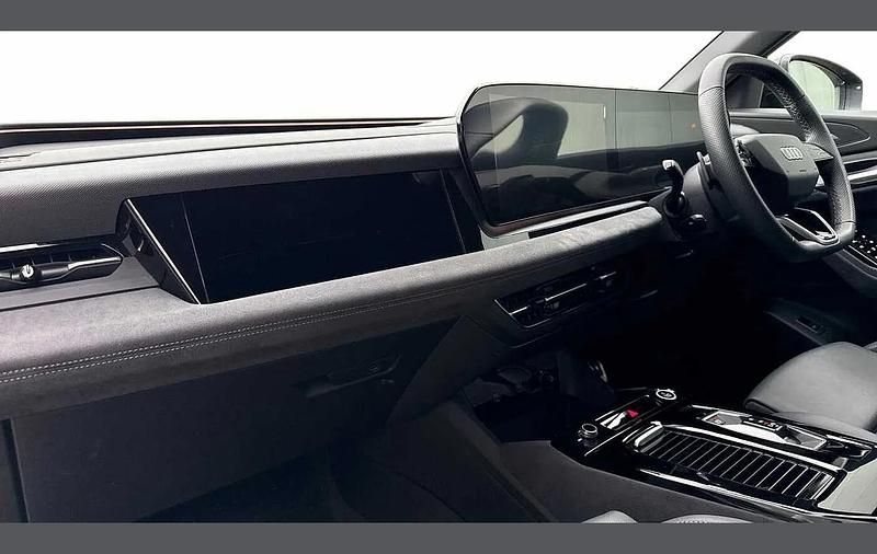 Used Audi Q6 e-tron Performance 225 kW (306 HP) 2025 Black SUV