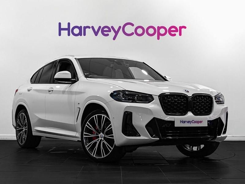 White Used 2023 BMW X4 M Sport SUV | £44,990 (Good price) - Image 1/4