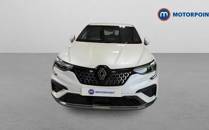 Used Renault Arkana Techno 143 HP (105 kW) 2024 White SUV