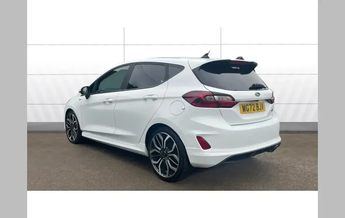 Used Ford Fiesta ST-Line X 125 HP (91 kW) 2022 White Hatchback