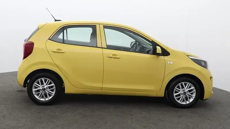 Usado Kia Picanto 2022 Amarillo Utilitario