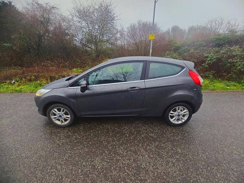 Used Ford Fiesta Zetec 2016 Grey Hatchback