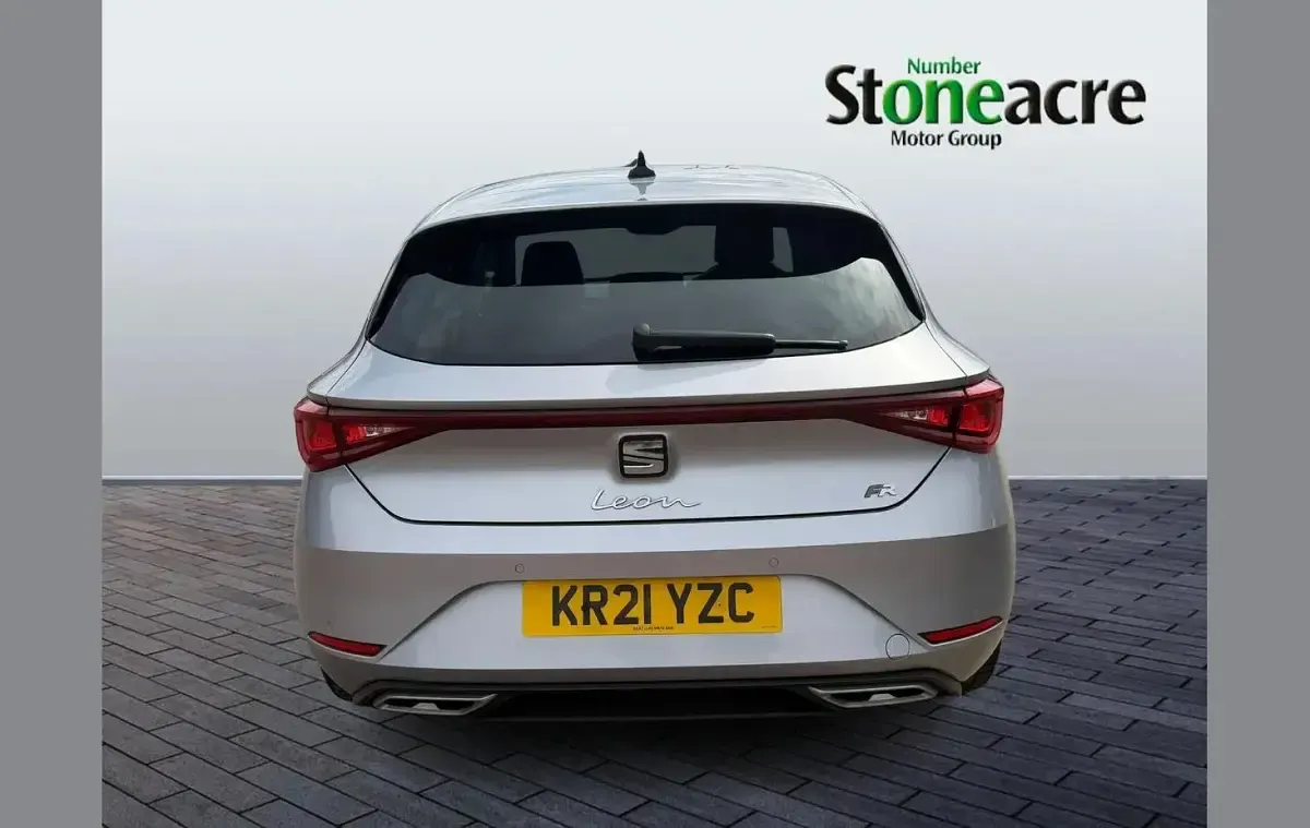 Used Seat Leon FR 272 HP (200 kW) 2021 Silver Hatchback