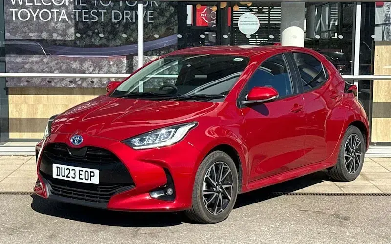 Used Toyota Yaris Hybrid Design 116 HP (85 kW) 2026 Hatchback
