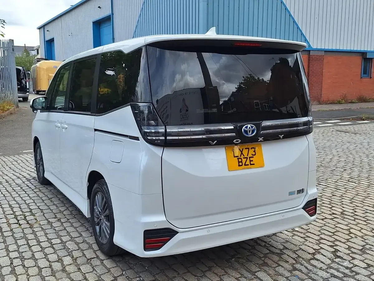 Used Toyota Voxy 2023 Pearl white MPV