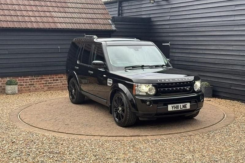 Black Used 2011 Land Rover Discovery 4 HSE SUV | £9,000 (Good price) - Image 1/1