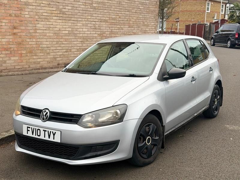 Usado VW Polo S 2010 Prateado Citadino